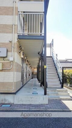 レオパレスウィンド[1K/23.18m2]のエントランス