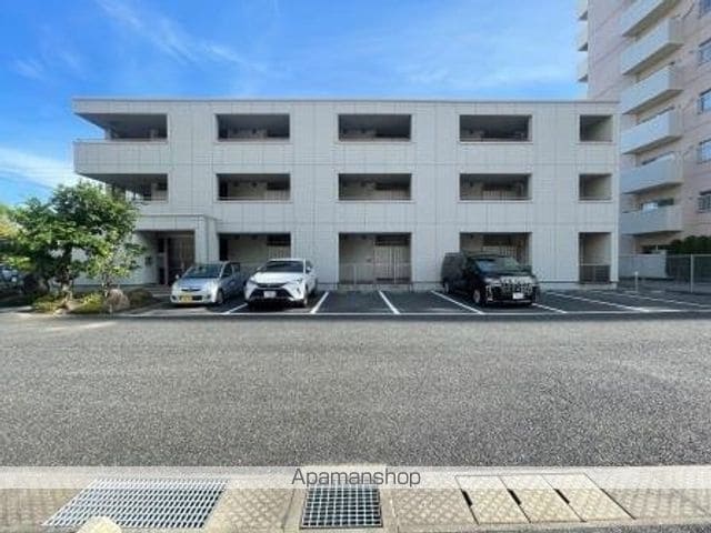 シャーメゾン川端町の外観写真