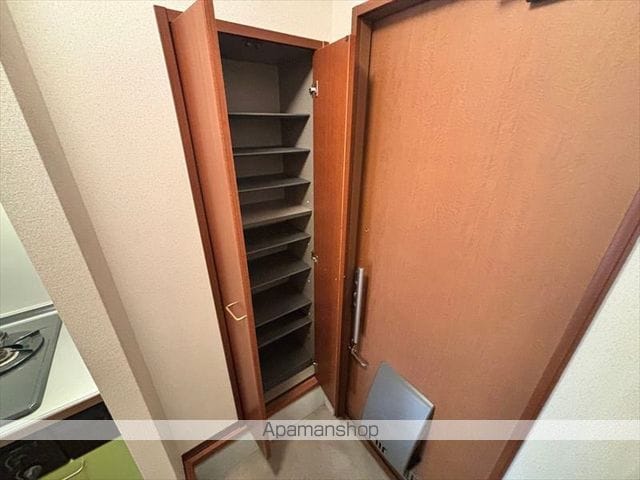 MST−IIの内装写真