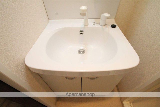 ラグゼ江坂北の内装写真