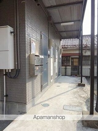 グランシャリオⅠ[1K/24m2]のエントランス