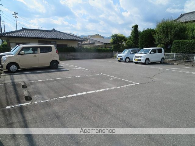 レザン辻の外観写真