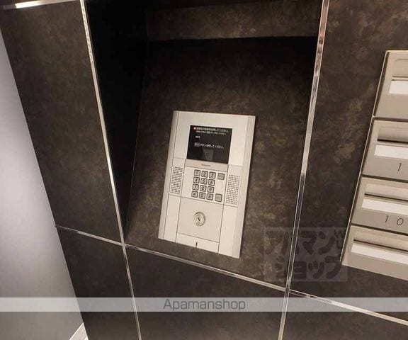 エクラン二条城の外観写真