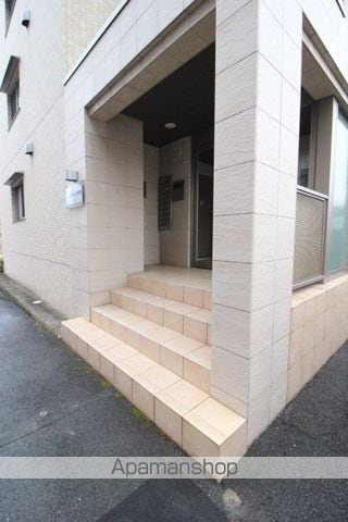 ヴィクトワール大供の玄関写真