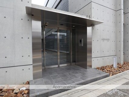 Ｃａｌｍ　ｃｕａｔｒｏ[2LDK/69.09m2]のエントランス