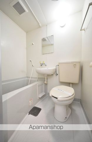クラウン桃井の内装写真