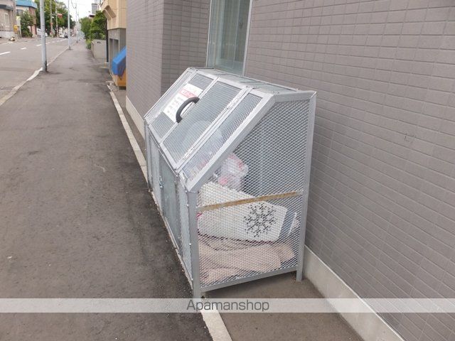 ル・クラシック13Bの玄関写真