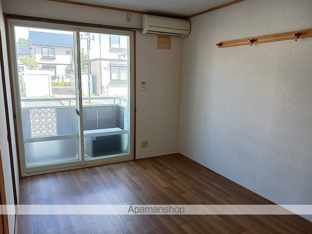 ガーデンシティ桜町E棟の内装写真