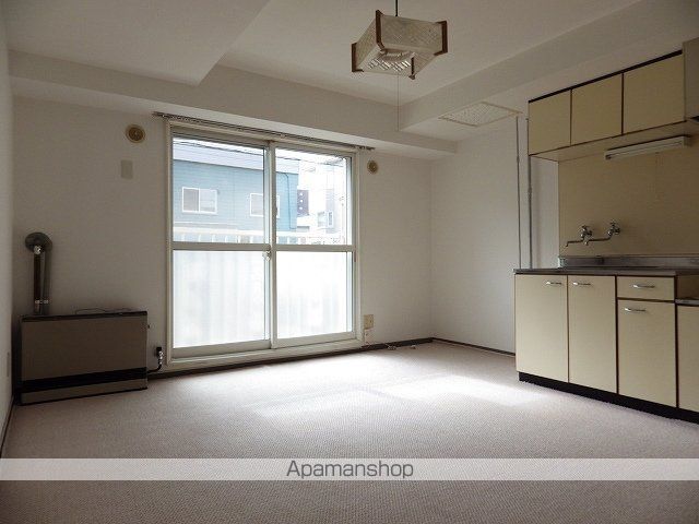 ハシモトロイヤル山の手の内装写真