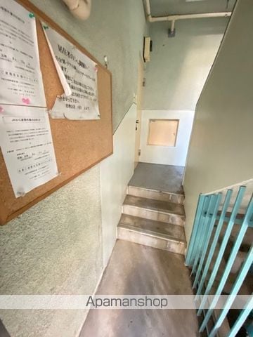 青柳マンションの玄関写真