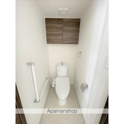 プレール・ドゥーク板橋舟渡[1SLDK/55.85m2]のトイレ