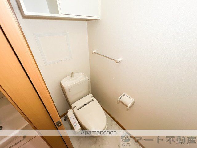 リヴァーパークII Dの内装写真