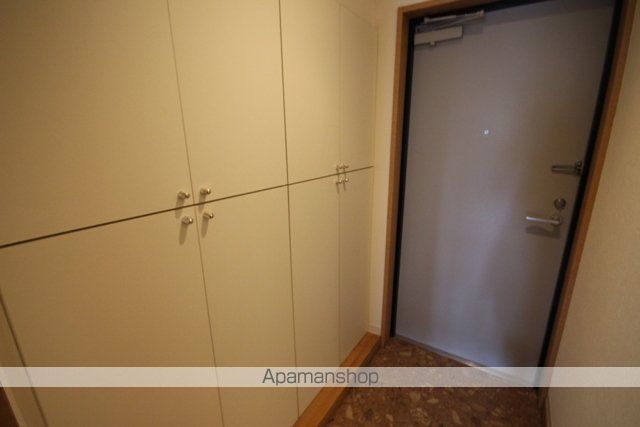 グラビスコート紙屋町の内装写真