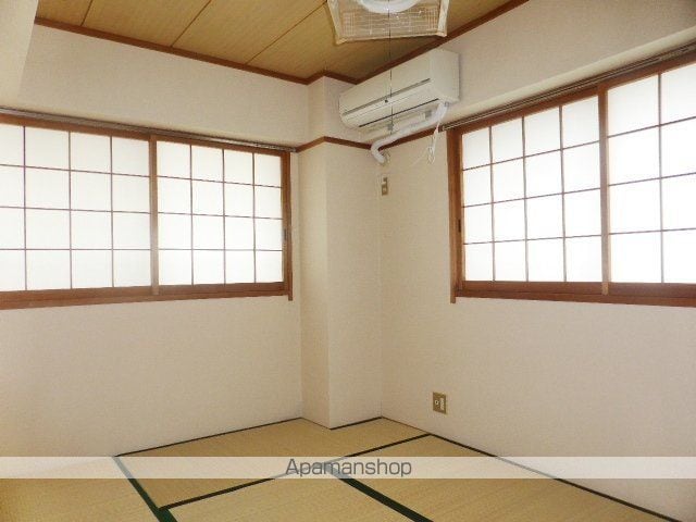 岡田ハイムの内装写真
