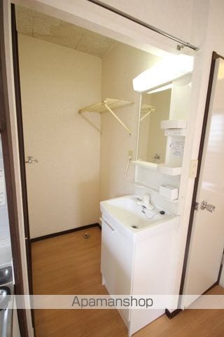 サンハイツ新井E棟の内装写真