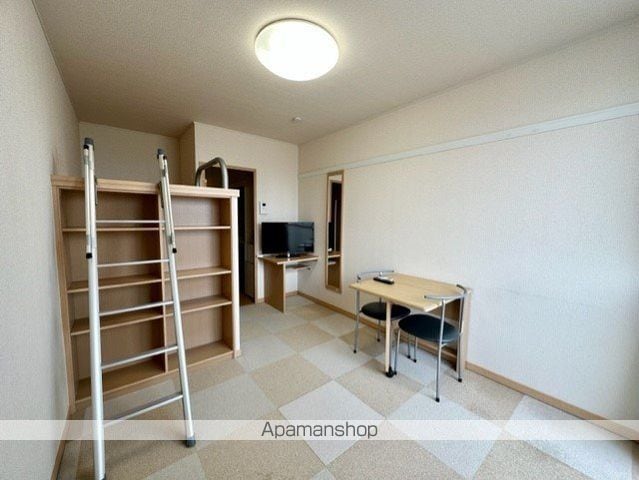 レオパレスルチェンテの内装写真