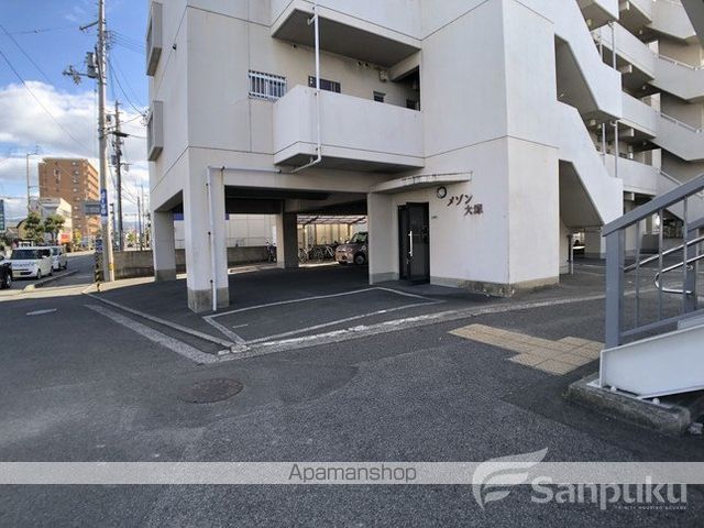 メゾン大塚の玄関写真