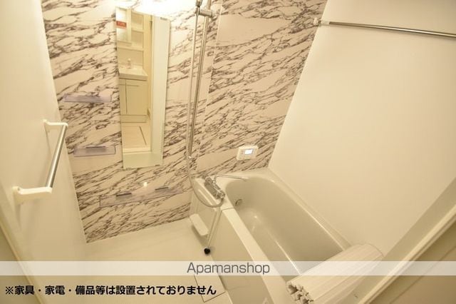 シェレトワレ上冨居 B棟の内装写真