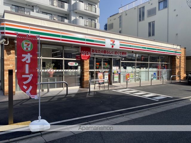 FUORISERIEの周辺写真