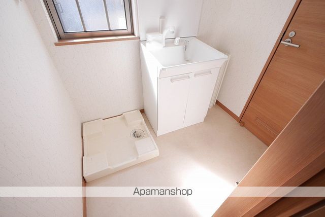 MIKIHOUSEIII A棟の内装写真