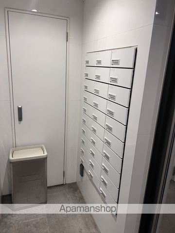 プレミアムキューブ下北沢の玄関写真