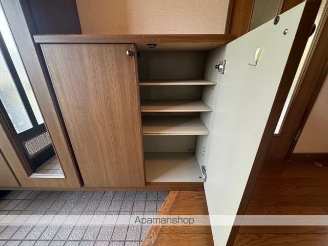 detached 北海道上川郡清水町字旭山21-16
旭山の賃貸情報を見る
物件地図