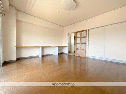 プレアール高松西町[1DK/36.1m2]のリビング・居間