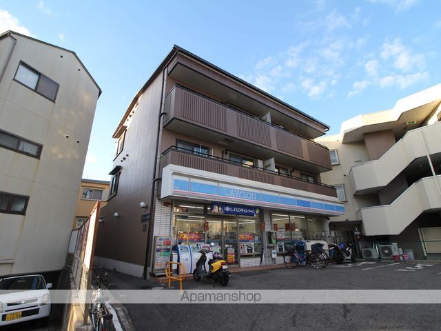 マンション奥野の外観写真