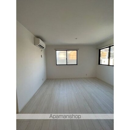 Ｋｏｌｅｔ中浦和１３[3SLDK/89.88m2]のリビング・居間1