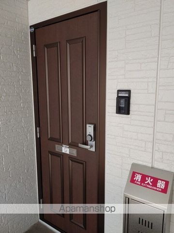 リビングタウン連島 E棟の玄関写真
