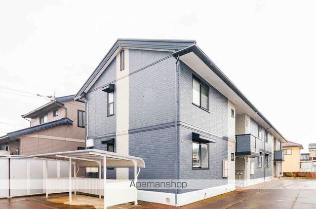 インフォレスト A棟の外観写真