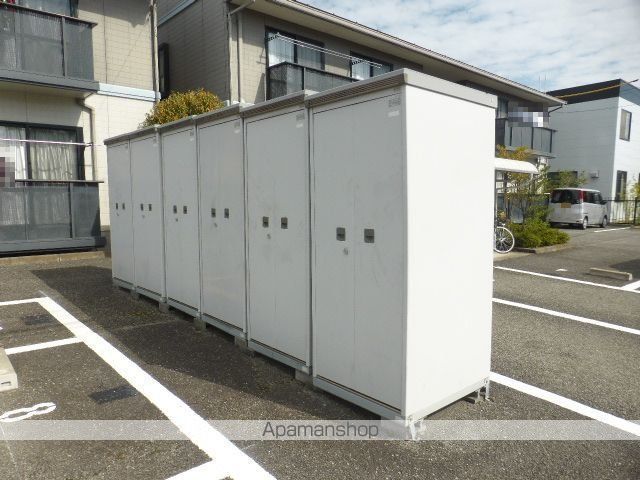 ディアスタカB棟の玄関写真
