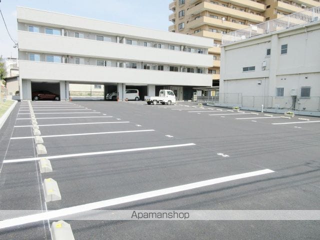 ドミール中央の外観写真