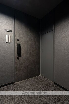 Ｌｅ　ＵｎＤｅｕｘ南青山[2LDK/78.29m2]の玄関