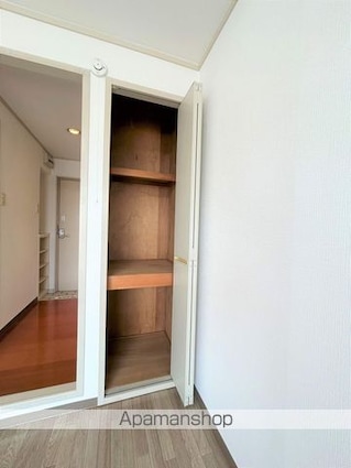 レディースマンション　ハイツ西本[1K/16.5m2]の収納