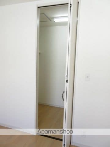 静岡市葵区 2階建 築16年の内装写真