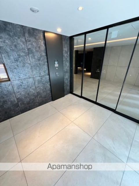 シーズンフラッツ浅草言問通り[2LDK/51.66m2]のエントランス