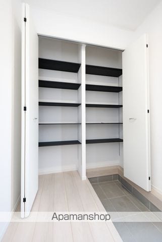 平塚市 2階建 新築の内装写真