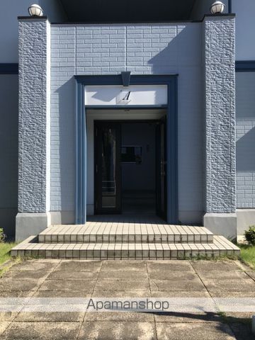 サンラモン東山 Aの玄関写真