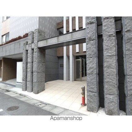 エスティメゾン四谷坂町[1LDK/42.19m2]のエントランス3