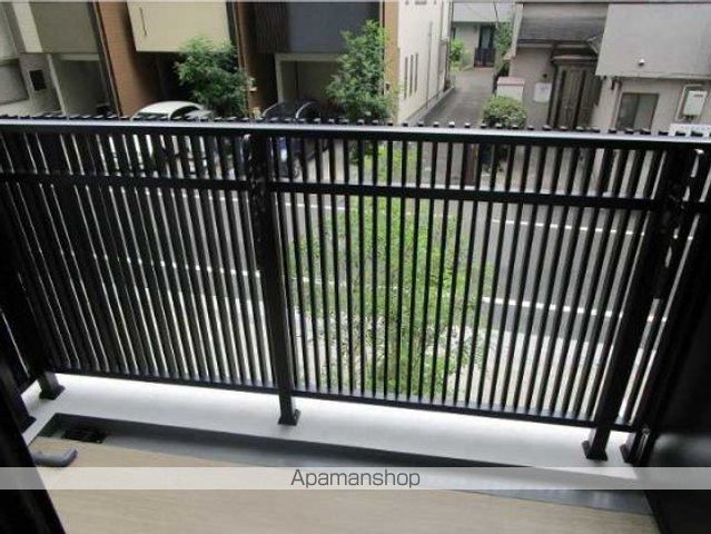 ミュプレ根岸の玄関写真