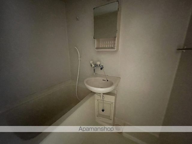 アペックス免出の内装写真