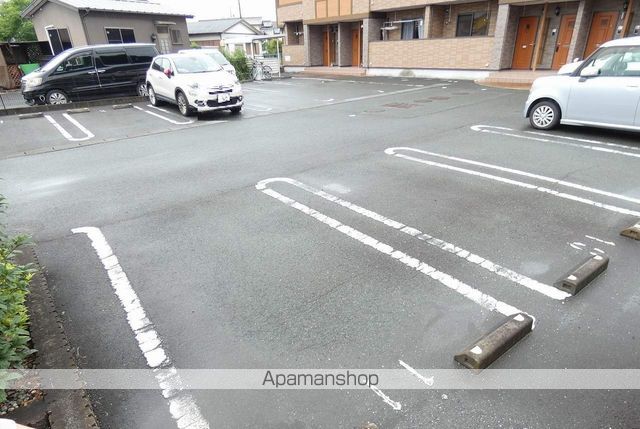 マックス ビローバのその他写真