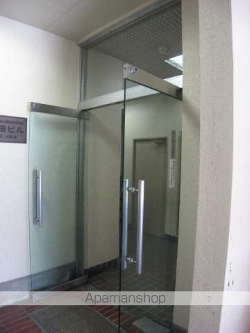 HEIWADORI FLATの玄関写真