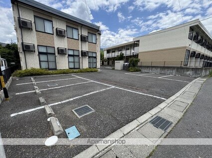 レオパレスル　ヴァン[1K/20.28m2]の駐車場1