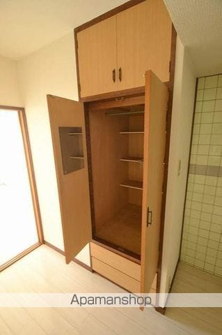 和秀舟入本町ビルの内装写真