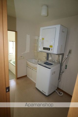 ＪＲ山陽本線 岩国駅 徒歩24分 2階建 築57年の内装写真