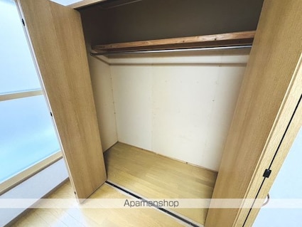 高島ハイツ２号棟[1LDK/34.7m2]の収納