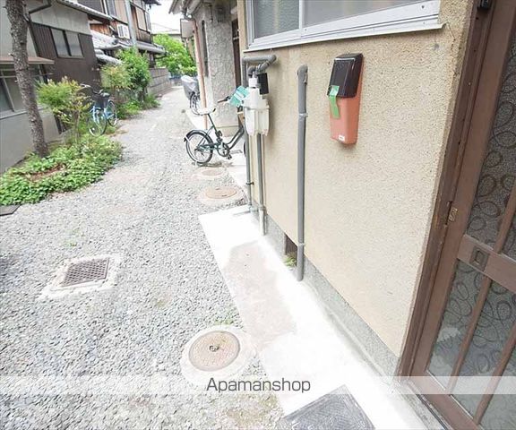 修学院坪江町貸家の外観写真