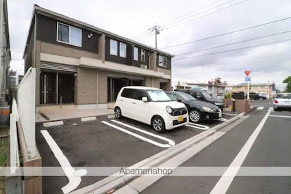 アイビーハウス[1K/32.25m2]の駐車場